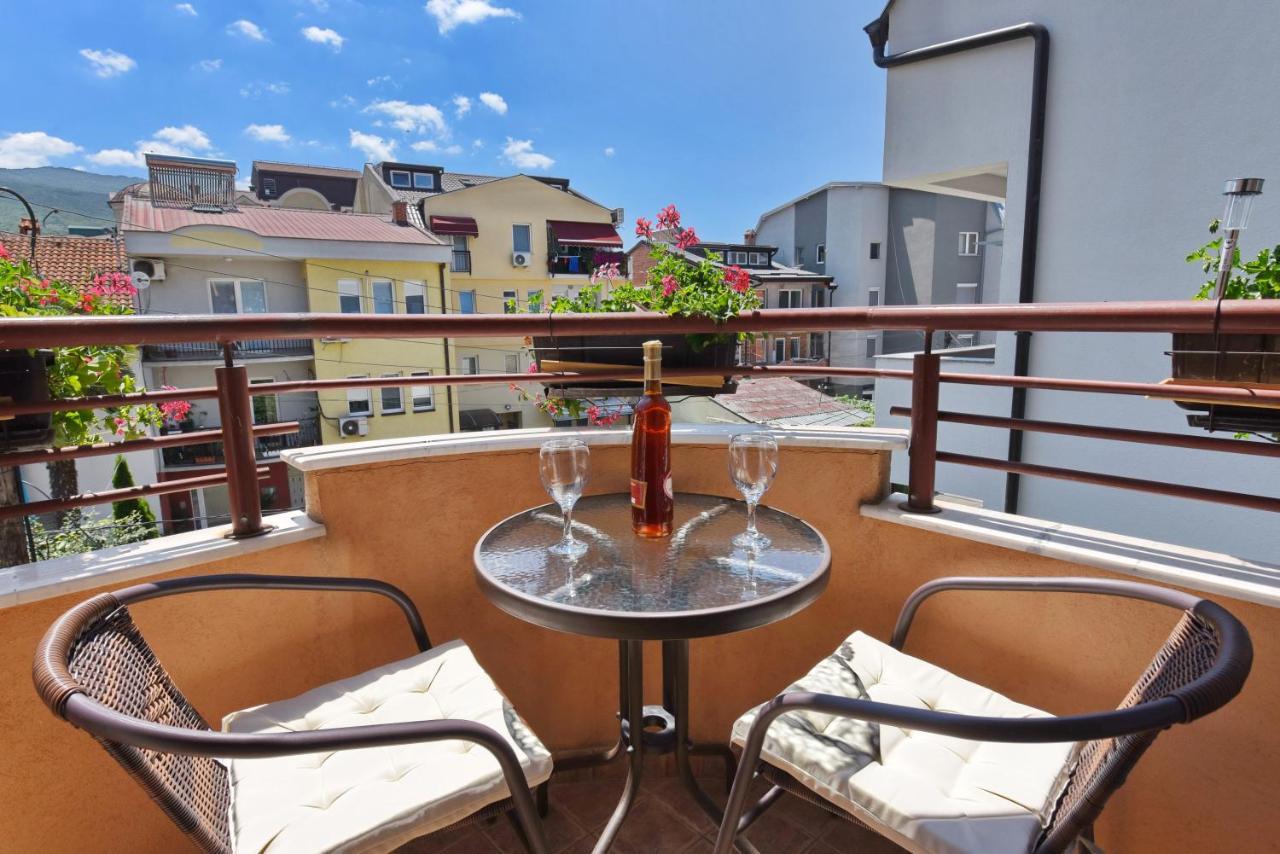 Si Apartments Ohrid With Free Parking Extérieur photo